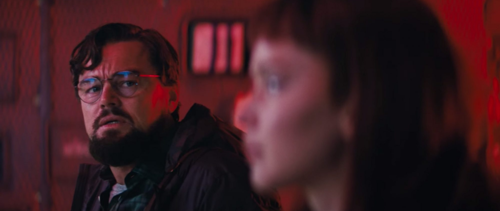 Leonardo DiCaprio e Jennifer Lawrence in una scena del film  Don't Look up (2021) up di Adam Mckay