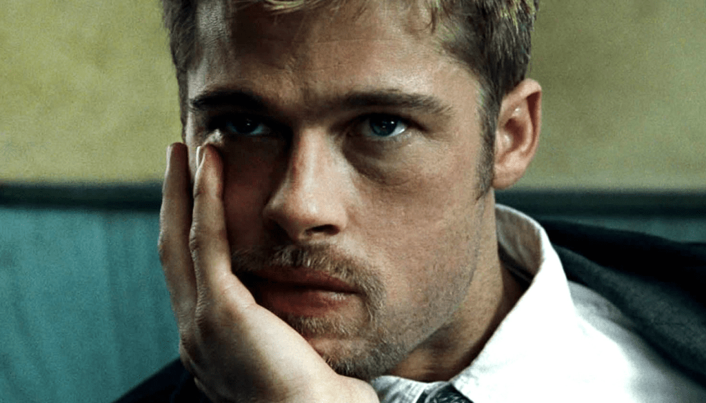 Brad Pitt in una scena di Seven (1995) di David Fincher