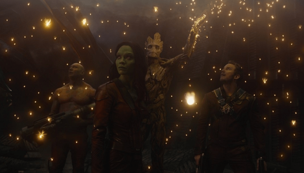 Chris Pratt, Zoe Saldana, Dave Bautista e Vin Diesel in una scena di Guardiani della galassia (2014) di James Gunn