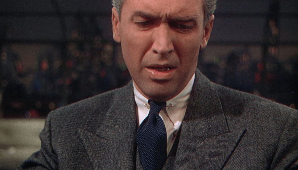 James Stewart in una scena di Nodo alla gola (1948) di Alfred Hitchcock