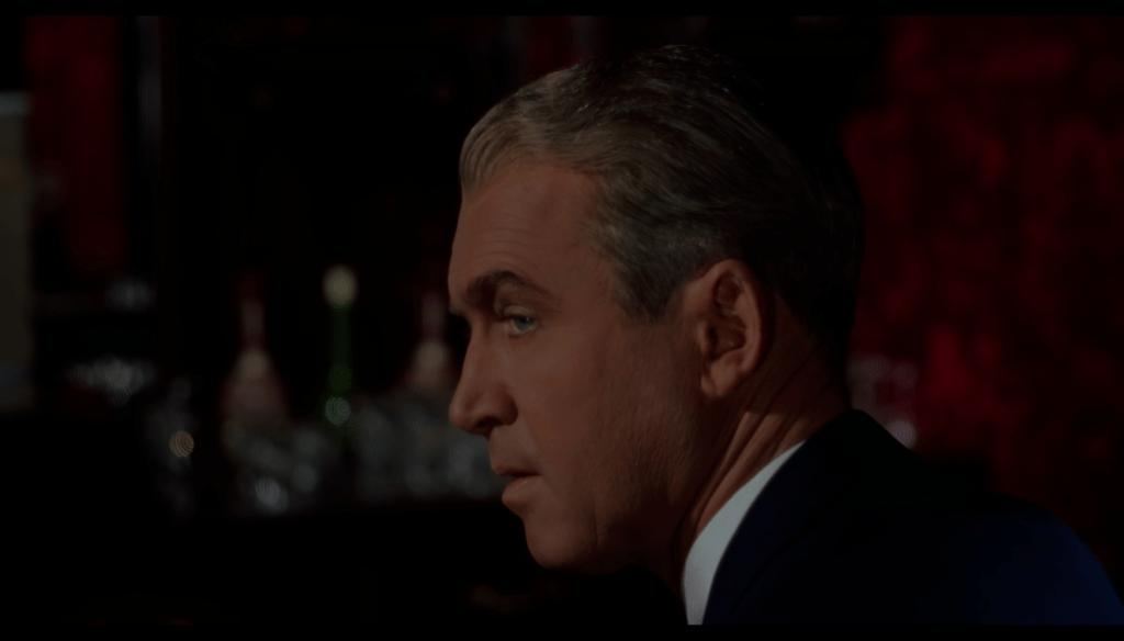 James Stewart in una scena di Vertigo (1958) di Alfred Hitchcock