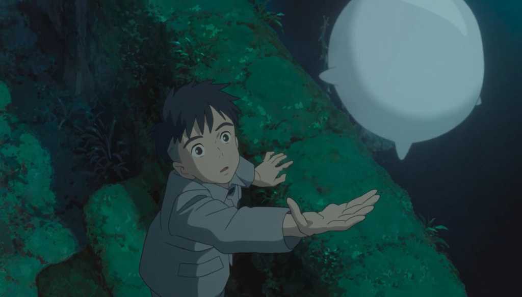 Mahito in una scena de Il ragazzo e l'airone (2023) di Hayao Miyazaki