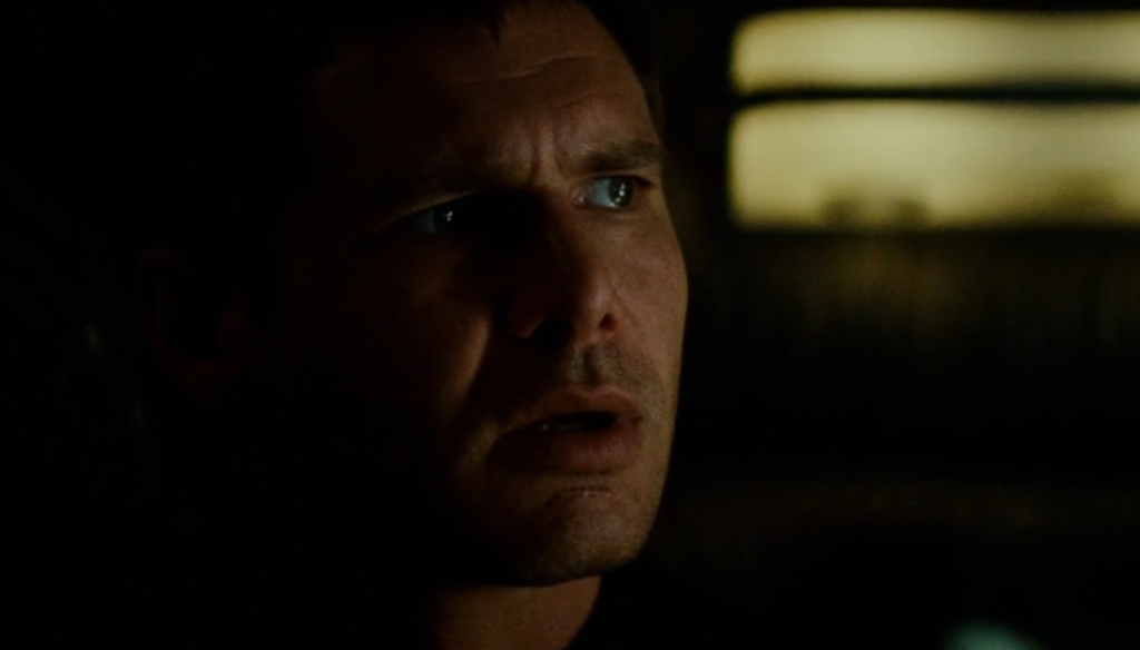 Harrison Ford in una scena di Blade Runner (1982) di Ridley Scott