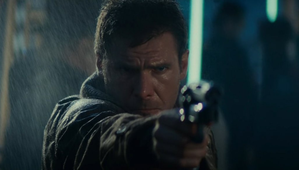 Harrison Ford in una scena di Blade Runner (1982) di Ridley Scott