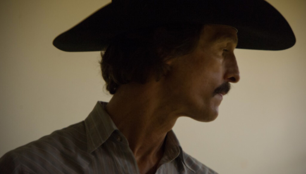 Matthew McConaughey in una scena di Dallas Buyers Club (2013) di Jean-Marc Vallée