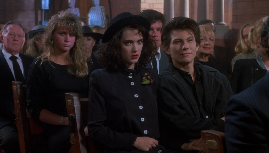 Winona Ryder e Christian Slater in una scena di Heathers (1989) di Michael Lehmann, noto in Italia col titolo di Schegge di follia