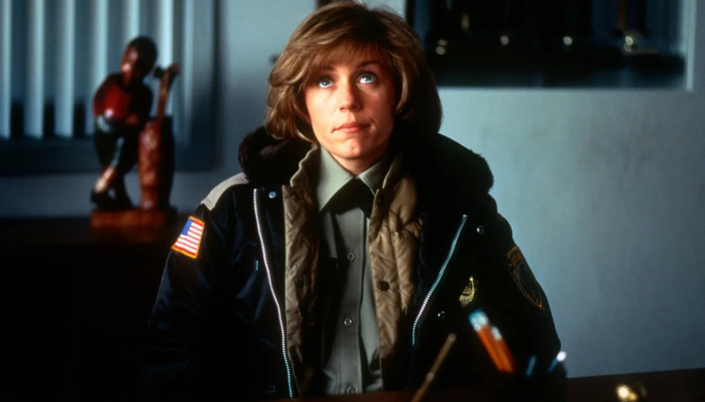 Frances McDormand in una scena di Fargo (1996) di Joel e Ethan Coen