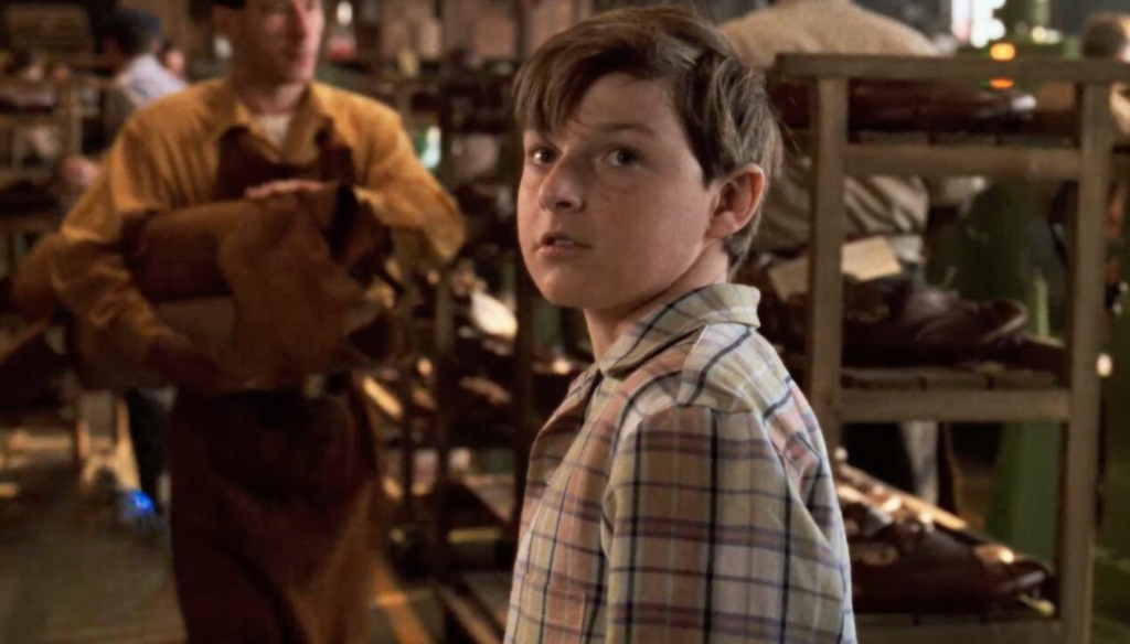 Adam Hann-Byrd in una scena di Jumanji (1995) di Joe Johnston