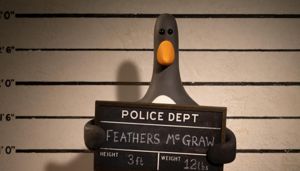 Feathers McGraw in una scena di Wallace & Gromit: Vengeance Most Fowl (2024) di Nick Park e Merlin Crossingham