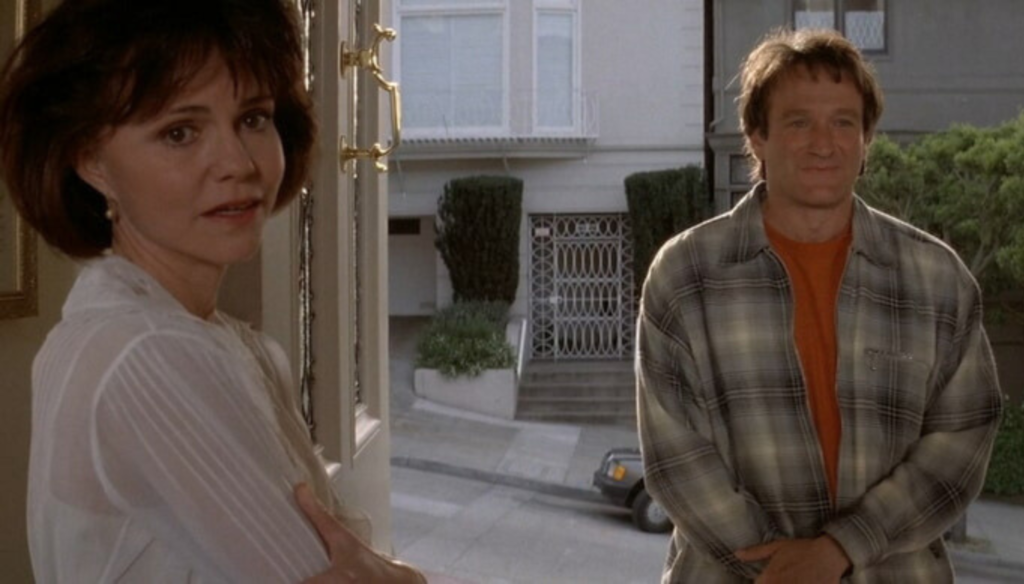 Robin Williams nella scena finale di Mrs. Doubtfire (1993) di Chris Columbus