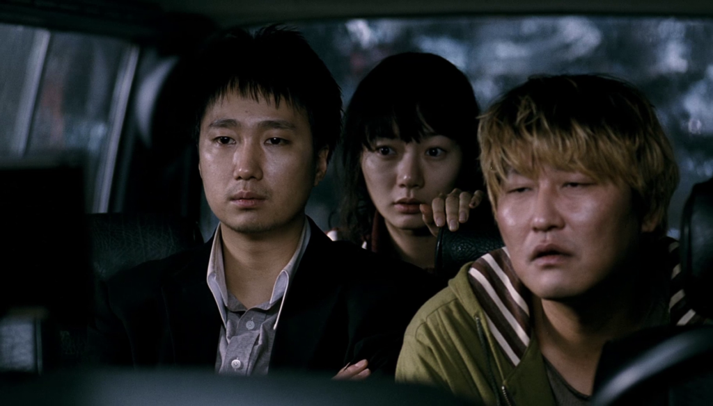 Song Kang-ho in una scena di The Host (2006) di Bong Joon-ho